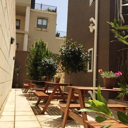 Swieqi Charming 5 Double Bedroom, Private Bathroom, Balcony View Vendégház Is-Swieqi