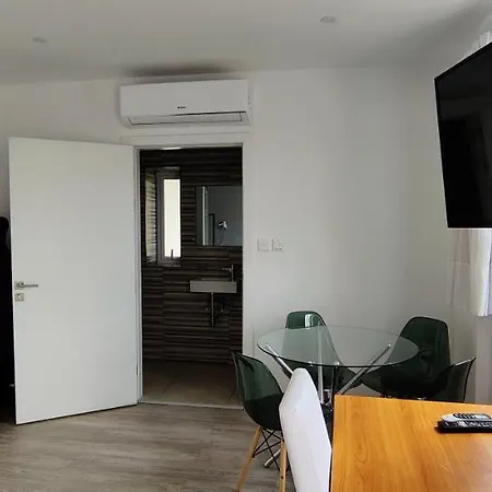 Swieqi Charming 5 Double Bedroom, Private Bathroom, Balcony View Is-Swieqi